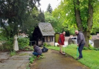 Church gardening 4